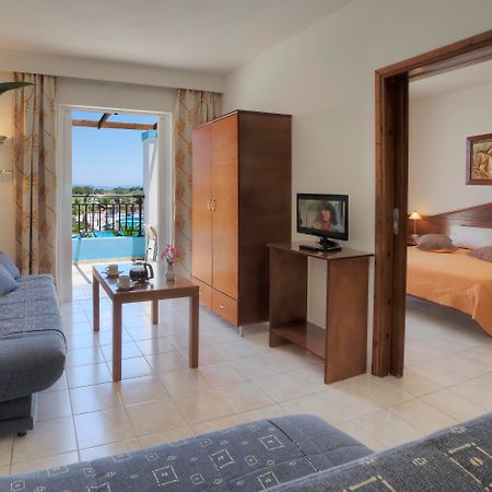 Corali Hotel Tigaki Habitación foto